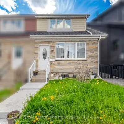 2000,&nbsp;Dufferin, Caledonia-Fairbank, Toronto