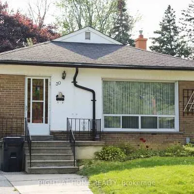 30,&nbsp;Northampton, Islington-City Centre West, Toronto