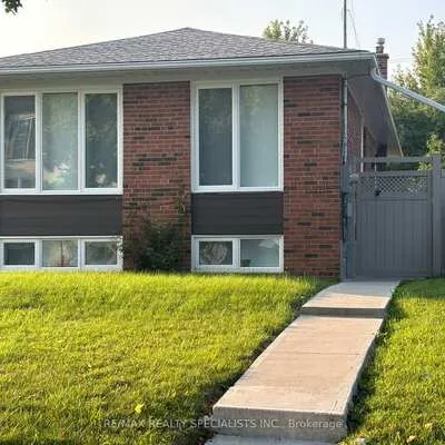 12,&nbsp;Deeth, Humber Heights, Toronto