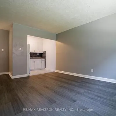 2369,&nbsp;Lake Shore, Mimico, Toronto