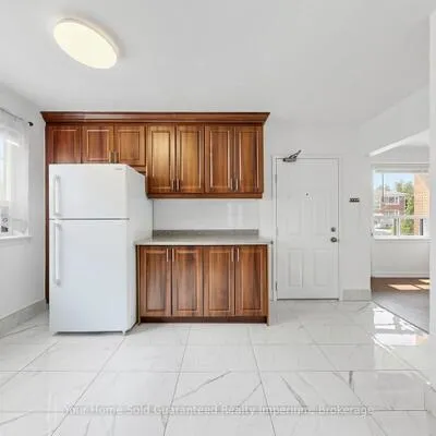129,&nbsp;Melrose, Mimico, Toronto