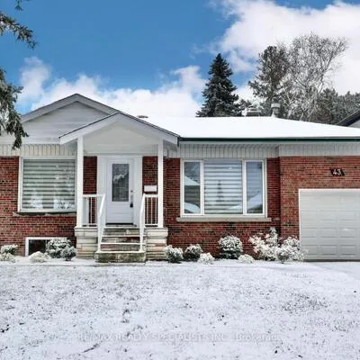 43,&nbsp;Firwood (Lower), Princess-Rosethorn, Toronto
