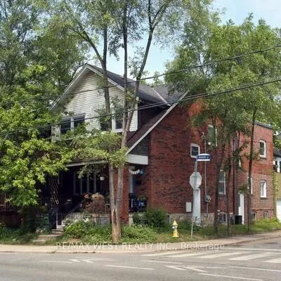 420,&nbsp;Annette, Junction Area, Toronto