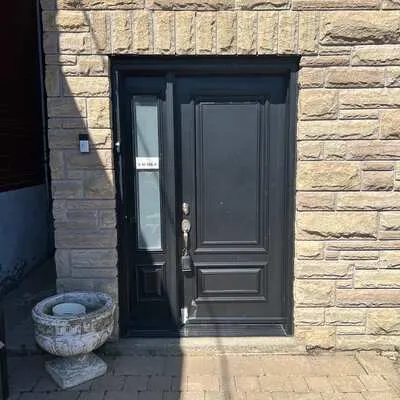376,&nbsp;Blackthorn, Keelesdale-Eglinton West, Toronto