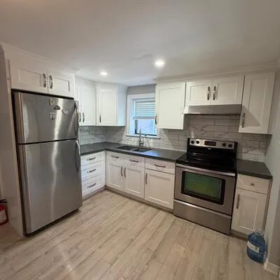 677,&nbsp;Durie, Runnymede-Bloor West Village, Toronto