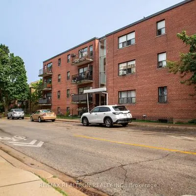 2519,&nbsp;Lake Shore, Mimico, Toronto