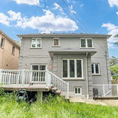 2A,&nbsp;Twenty Eighth, Long Branch, Toronto
