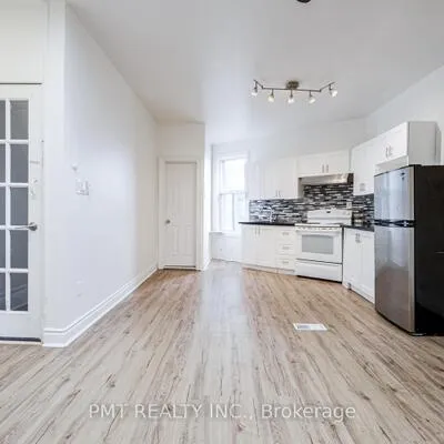2045,&nbsp;Davenport, Weston-Pellam Park, Toronto