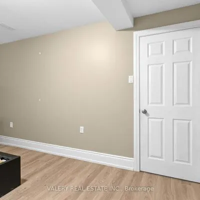 133,&nbsp;Meadowvale, Stonegate-Queensway, Toronto
