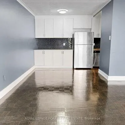 4,&nbsp;Superior, Mimico, Toronto