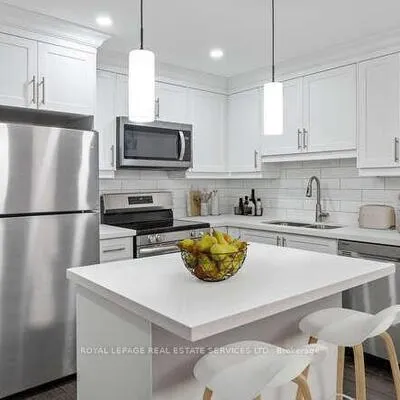 18,&nbsp;Anglesey, Edenbridge-Humber Valley, Toronto