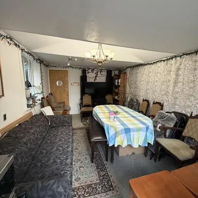 131,&nbsp;Cameron, Keelesdale-Eglinton West, Toronto