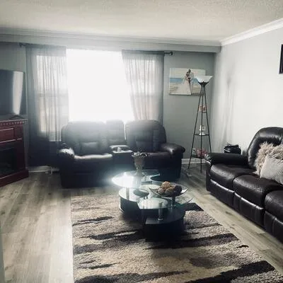 9,&nbsp;Donald, Keelesdale-Eglinton West, Toronto
