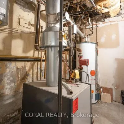 49,&nbsp;Jerome, High Park North, Toronto