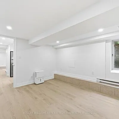 54,&nbsp;Gwynne, South Parkdale, Toronto