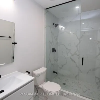 11,&nbsp;Cronin, Islington-City Centre West, Toronto