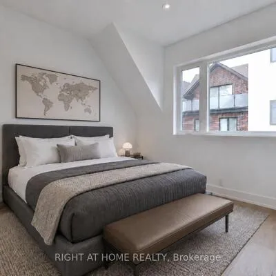 266,&nbsp;Indian, High Park North, Toronto