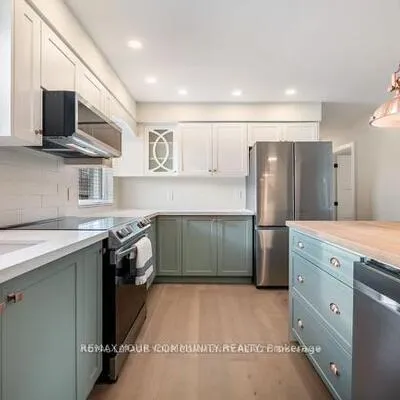 42,&nbsp;Lockerbie, Humberlea-Pelmo Park W4, Toronto