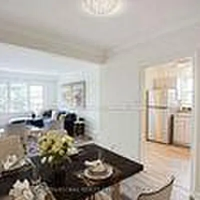 293,&nbsp;Indian, High Park North, Toronto