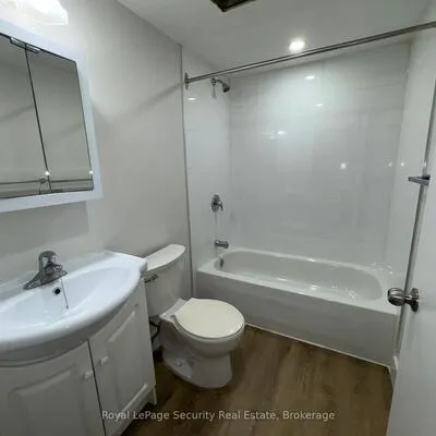 56,&nbsp;Leduc, Rexdale-Kipling, Toronto