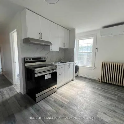 2398,&nbsp;Bloor, Runnymede-Bloor West Village, Toronto