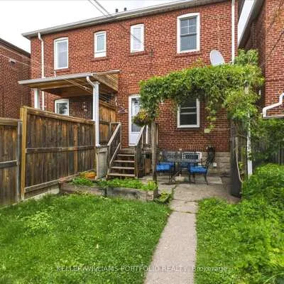 364,&nbsp;Westmoreland, Dovercourt-Wallace Emerson-Junction, Toronto