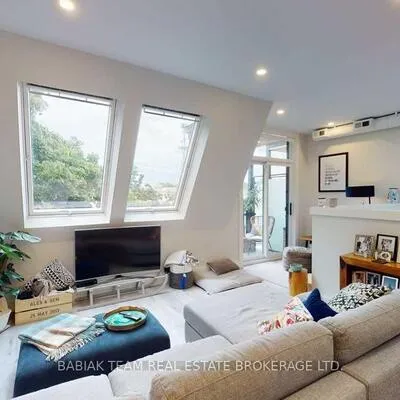 57,&nbsp;Vine, Junction Area, Toronto