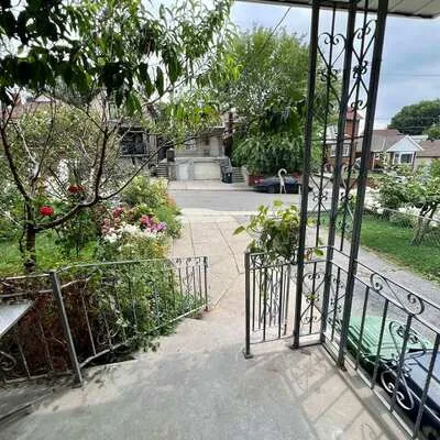 354,&nbsp;Kane, Keelesdale-Eglinton West, Toronto