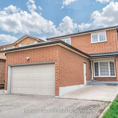 37,&nbsp;Loire, West Humber-Clairville, Toronto