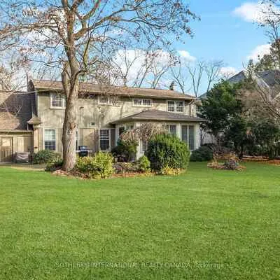 56,&nbsp;Edgehill, Edenbridge-Humber Valley, Toronto