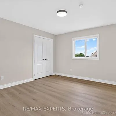 38A,&nbsp;Marcia, Yorkdale-Glen Park, Toronto