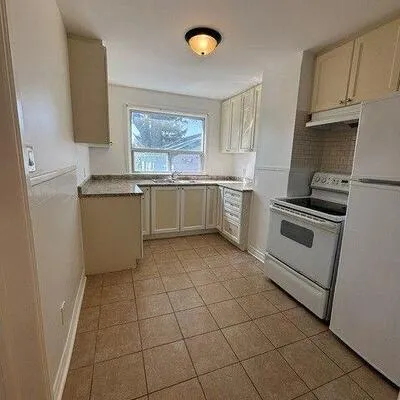 21,&nbsp;Aura Lea, Humberlea-Pelmo Park W5, Toronto