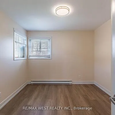7,&nbsp;Highland, Yorkdale-Glen Park, Toronto