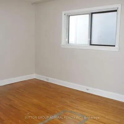 131,&nbsp;Times, Briar Hill-Belgravia, Toronto