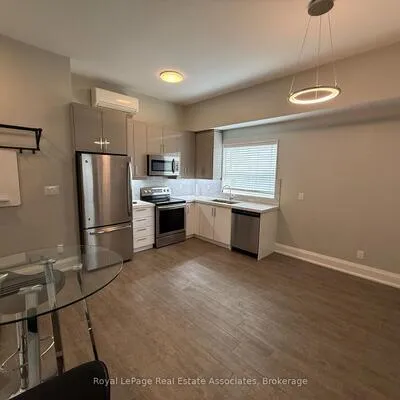 2548,&nbsp;Eglinton, Keelesdale-Eglinton West, Toronto