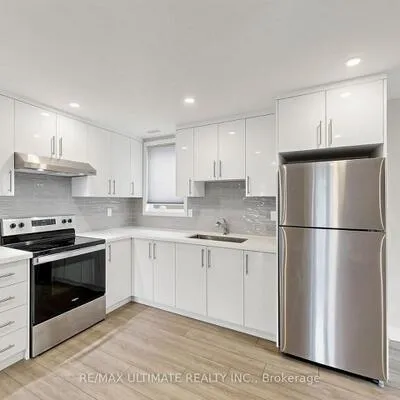 10,&nbsp;Warbeck, Kingsview Village-The Westway, Toronto