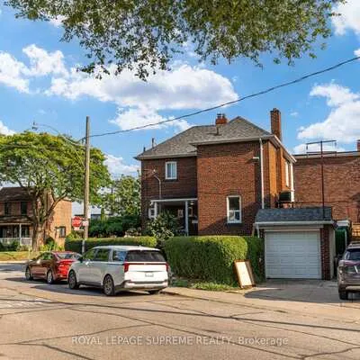 143,&nbsp;Connolly, Weston-Pellam Park, Toronto