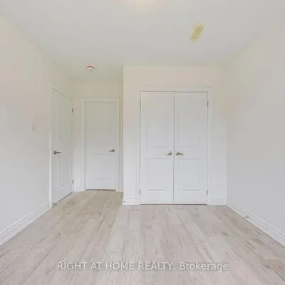 2579,&nbsp;Islington, Thistletown-Beaumonde Heights, Toronto