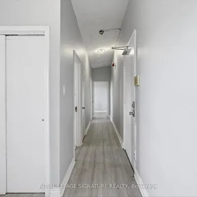 49,&nbsp;Cuffley, Downsview-Roding-CFB, Toronto