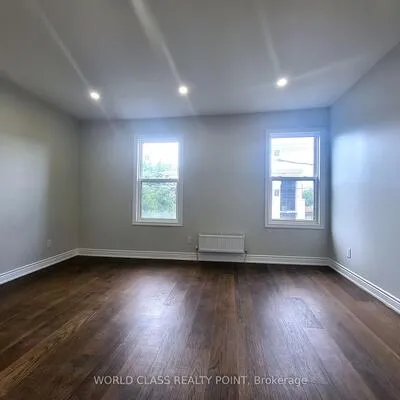 49,&nbsp;Vine, Junction Area, Toronto
