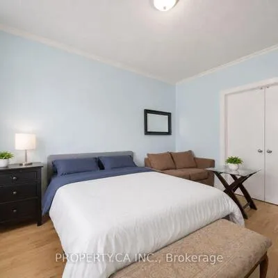 107,&nbsp;Runnymede, High Park-Swansea, Toronto