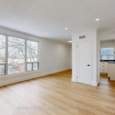 1252,&nbsp;Davenport, Corso Italia-Davenport, Toronto