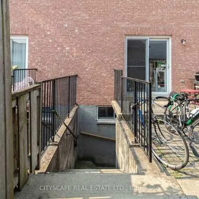163,&nbsp;Rankin, Dovercourt-Wallace Emerson-Junction, Toronto