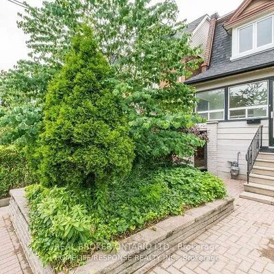 20,&nbsp;Golden, Roncesvalles, Toronto