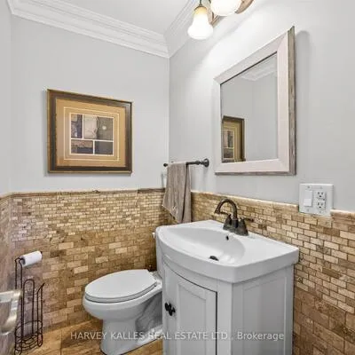 17,&nbsp;Lockheed, Humber Heights, Toronto