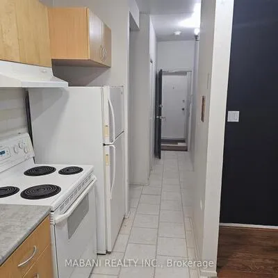 2239,&nbsp;Dundas, High Park-Swansea, Toronto