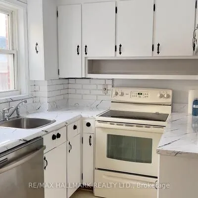 10,&nbsp;Adele, Downsview-Roding-CFB, Toronto