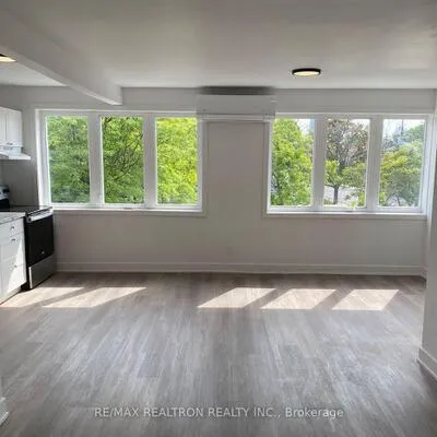 409,&nbsp;Royal York, Mimico, Toronto