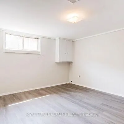 5,&nbsp;Paramount, Brookhaven-Amesbury, Toronto