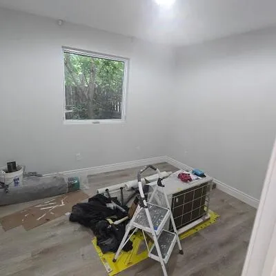 22,&nbsp;Fairfield, Long Branch, Toronto